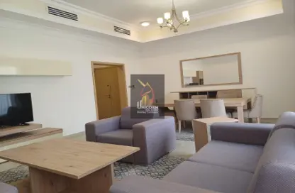 Compound - 2 Bedrooms - 3 Bathrooms for rent in Muraikh - AlMuraikh - Doha