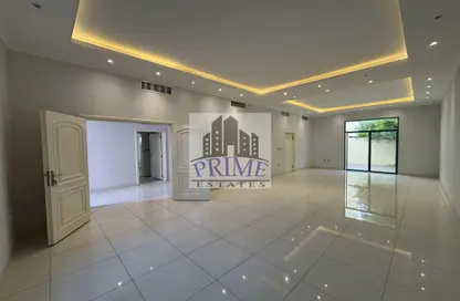 Villa - 5 Bedrooms - 5 Bathrooms for rent in Old Airport Road - Old Airport Road - Doha