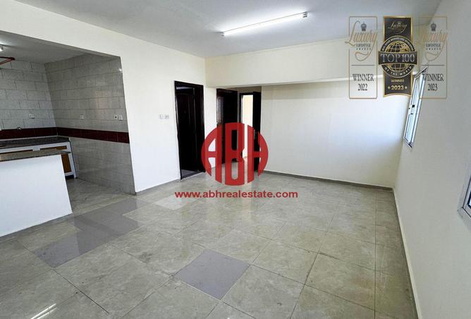 Apartment - 2 Bedrooms - 2 Bathrooms for rent in EB23 - Musheireb - Musheireb - Doha