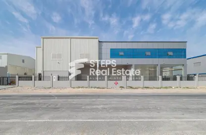 Warehouse - Studio - 7+ Bathrooms for sale in East Industrial Street - Birkat Al Awamer - Al Wakra