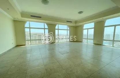 Penthouse - 5 Bedrooms - 6 Bathrooms for sale in West Porto Drive - Porto Arabia - The Pearl Island - Doha