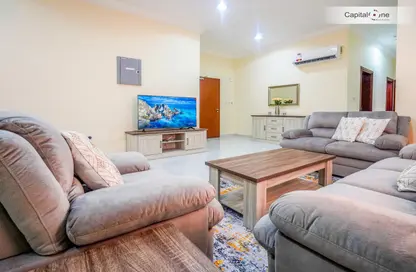 Apartment - 2 Bedrooms - 2 Bathrooms for rent in Al Sadd Road - Al Sadd - Doha