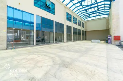 Shop - Studio for rent in Industrial Area 1 - Industrial Area - Doha