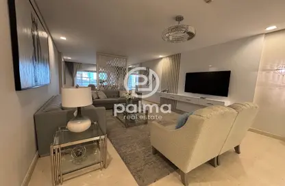 Apartment - 4 Bedrooms - 5 Bathrooms for rent in Al Mutahidah Tower - Viva Bahriyah - The Pearl Island - Doha