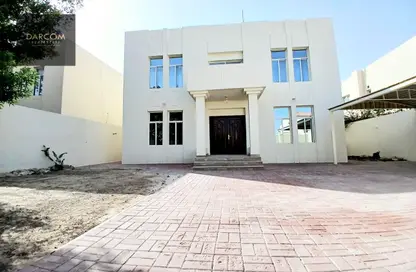 Villa - 4 Bedrooms - 6 Bathrooms for rent in Al Maamoura - Al Maamoura - Doha