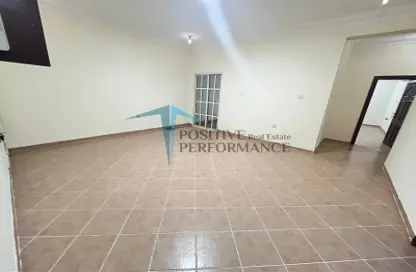 Apartment - 2 Bedrooms - 2 Bathrooms for rent in Old Airport Road - Old Airport Road - Doha