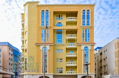 Apartment - 3 Bedrooms - 3 Bathrooms for rent in Najma 28 - Ibn Dirhem Street - Najma - Doha