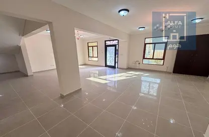 Villa - 5 Bedrooms - 5 Bathrooms for rent in Al Hanaa Street - Al Gharrafa - Doha