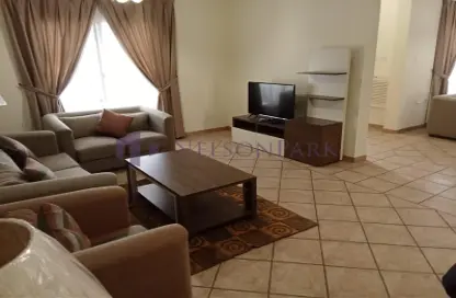 Villa - 3 Bedrooms - 3 Bathrooms for rent in Regency Residence Airport - Regency Residence Airport - Old Airport Road - Doha