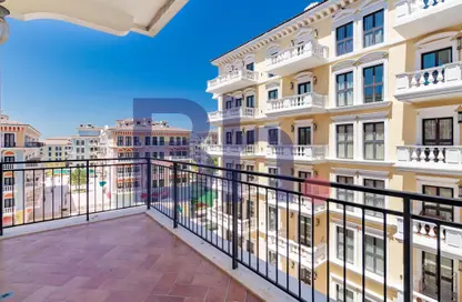 Apartment - 1 Bedroom - 2 Bathrooms for rent in Nobili - Qanat Quartier - The Pearl Island - Doha