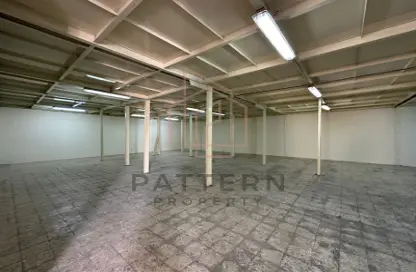 Warehouse - Studio - 5 Bathrooms for sale in Industrial Area 4 - Industrial Area - Industrial Area - Doha