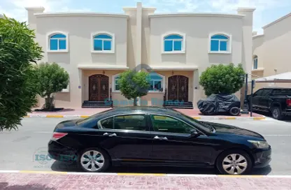 Villa - 4 Bedrooms - 4 Bathrooms for rent in Ain Khaled - Ain Khaled - Doha