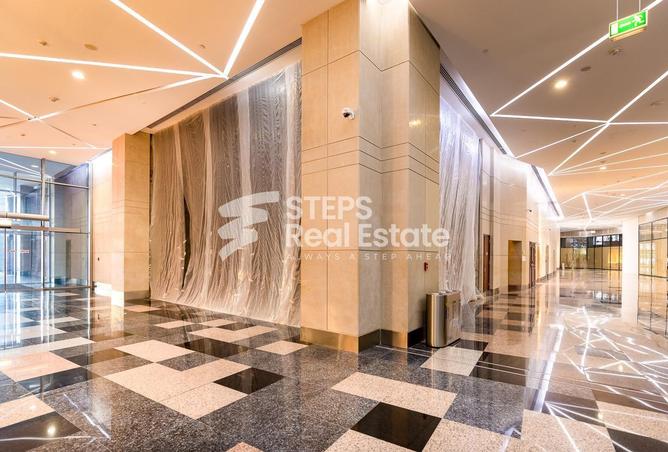 Show Room - Studio - 1 Bathroom for rent in Lusail Residence - Marina District - Lusail