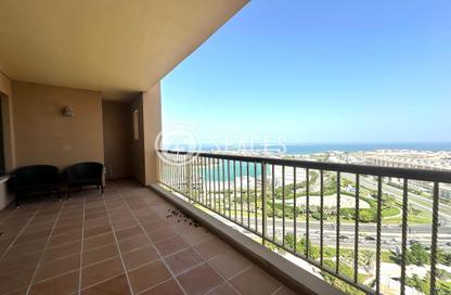 Apartment - 3 Bedrooms - 5 Bathrooms for rent in West Porto Drive - Porto Arabia - The Pearl Island - Doha