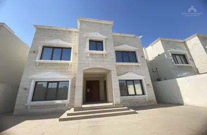 Villa - 6 Bedrooms - 6 Bathrooms for rent in Al Thumama - Doha