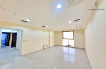 Apartment - 2 Bedrooms - 2 Bathrooms for rent in Al Sadd Road - Al Sadd - Doha