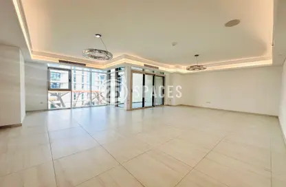 Apartment - 3 Bedrooms - 5 Bathrooms for rent in Gewan Island - The Pearl Island - Doha