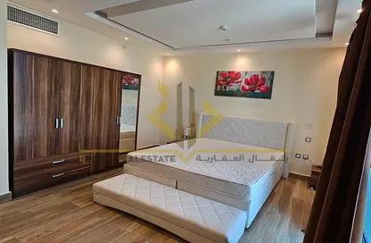 Apartment - 2 Bedrooms - 3 Bathrooms for rent in Al Sadd Road - Al Sadd - Doha