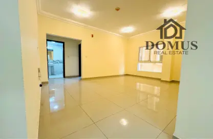 Apartment - 2 Bedrooms - 3 Bathrooms for rent in Thabit Bin Zaid Street - Al Mansoura - Doha