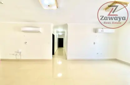 Apartment - 3 Bedrooms - 3 Bathrooms for rent in Al Nasr Street - Al Nasr - Doha