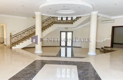 Villa - 7 Bedrooms - 6 Bathrooms for rent in Al Dafna - Al Dafna - Doha