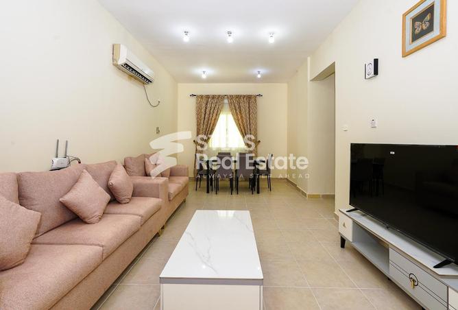 Apartment - 2 Bedrooms - 2 Bathrooms for rent in Al Mansoura - Al Mansoura - Doha