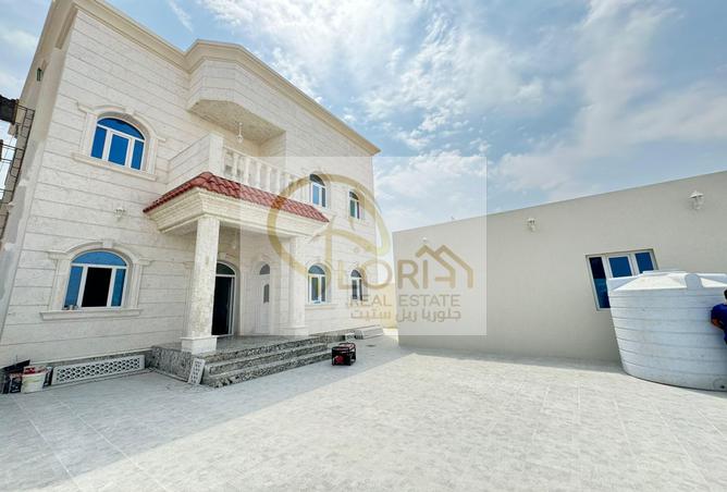 Villa - 7 Bedrooms for sale in Al Kheesa - Al Kheesa - Umm Salal Mohammed