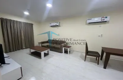 Apartment - 1 Bedroom - 1 Bathroom for rent in Umm Ghuwalina - Umm Ghuwailina - Doha