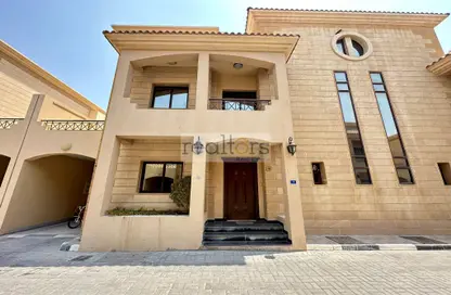 Compound - 3 Bedrooms - 4 Bathrooms for rent in Al Nuaija Street - Al Nuaija - Doha