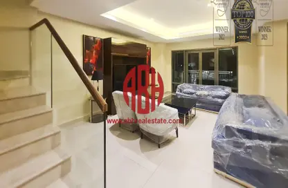 Townhouse - 3 Bedrooms - 4 Bathrooms for rent in Tower 10 - Abraj Quartiers - The Pearl Island - Doha