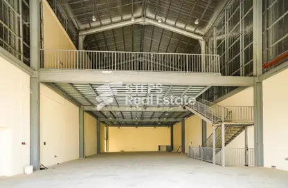 Warehouse - Studio for rent in Industrial Area 4 - Industrial Area - Industrial Area - Doha