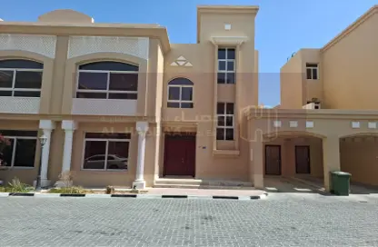 Duplex - 4 Bedrooms - 4 Bathrooms for rent in Al Dana st - Muraikh - AlMuraikh - Doha