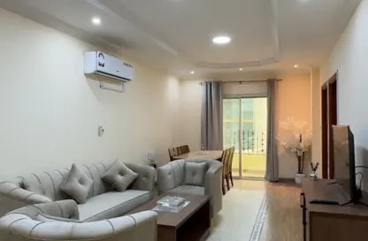 Apartment - 2 Bedrooms - 2 Bathrooms for rent in Al Mansoura - Doha