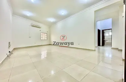 Apartment - 3 Bedrooms - 3 Bathrooms for rent in Al Mana Tower - C-Ring Road - Al Sadd - Doha