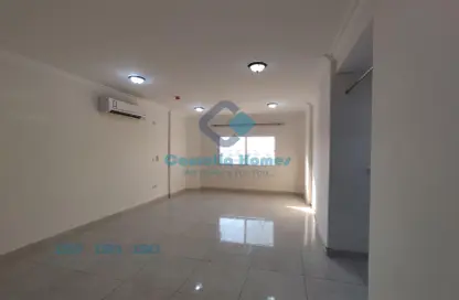 Apartment - 2 Bedrooms - 3 Bathrooms for rent in Abdul Rahman Bin Jassim Street - Mesaieed Road - Al Wakra