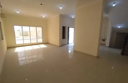 Villa - 6 Bedrooms - 6 Bathrooms for rent in Al Gharrafa - Al Gharrafa - Doha