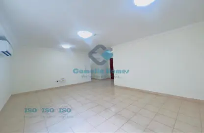 Apartment - 3 Bedrooms - 2 Bathrooms for rent in Al Sadd Road - Al Sadd - Doha