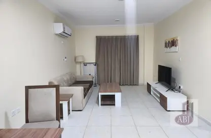 Bulk Rent Units - Studio - 2 Bathrooms for rent in Al Nasr Street - Al Nasr - Doha