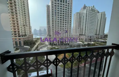 Apartment - 1 Bedroom - 2 Bathrooms for rent in Floresta Gardens - Floresta Gardens - The Pearl Island - Doha