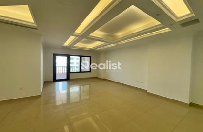 Apartment - 2 Bedrooms - 2 Bathrooms for sale in Porto Arabia - The Pearl Island - Doha