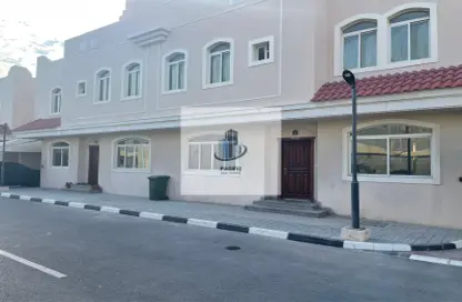 Villa - 5 Bedrooms - 4 Bathrooms for rent in Al Hanaa Street - Al Gharrafa - Doha