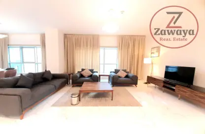 Apartment - 2 Bedrooms - 4 Bathrooms for rent in Palm Tower B - Palm Towers - West Bay - Doha