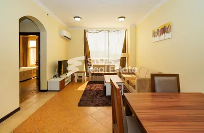 Apartment - 2 Bedrooms - 2 Bathrooms for rent in Banks street - Musheireb - Doha