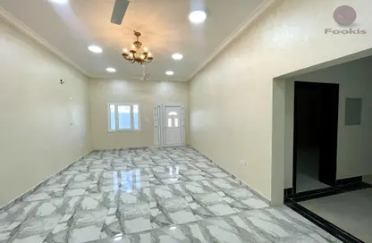 Villa - 6 Bedrooms - 5 Bathrooms for rent in Al Wukair - Al Wukair - Al Wakra