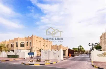 Villa - 5 Bedrooms - 6 Bathrooms for rent in North Gate - West Bay Lagoon - Doha