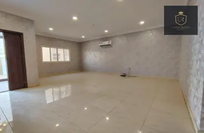 Villa - 5 Bedrooms - 5 Bathrooms for rent in Al Thumama - Al Thumama - Doha