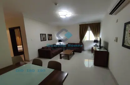 Apartment - 2 Bedrooms - 2 Bathrooms for rent in Umm Ghuwailina 4 - Umm Ghuwailina - Doha