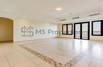 Apartment - 3 Bedrooms - 4 Bathrooms for rent in East Porto Drive - Porto Arabia - The Pearl Island - Doha