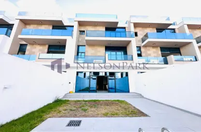 Townhouse - 5 Bedrooms - 6 Bathrooms for sale in Yasmeen City - Lusail