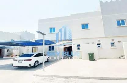 Villa - 4 Bedrooms - 6 Bathrooms for rent in Ain Khaled - Ain Khaled - Doha